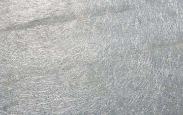 Glantlees laminate fibreglass or shingles?